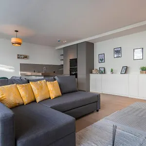 Prata Riverside Xvii By Innkeeper Apartamento