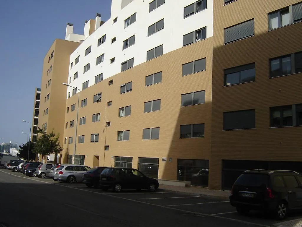 World In Lisbon - B. Prata Apartment